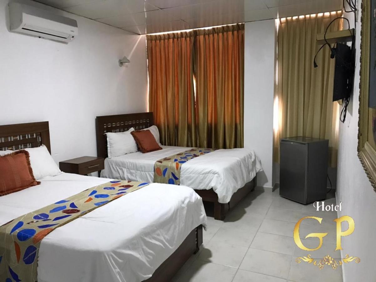 Hotel Gold Premium Bonao ภายนอก รูปภาพ